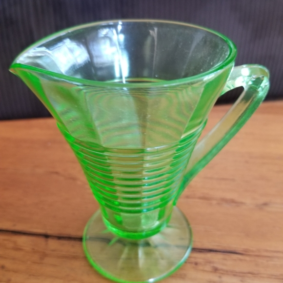 Depression Glass - Picture 4 of 6